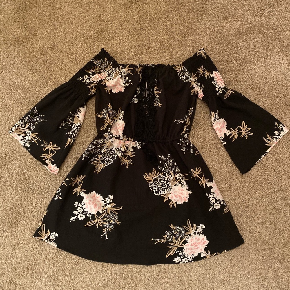 Black short dress with flowers